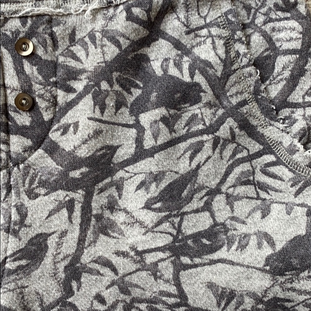 Lilka terry cloth bird print shorts - Picture 3 of 12